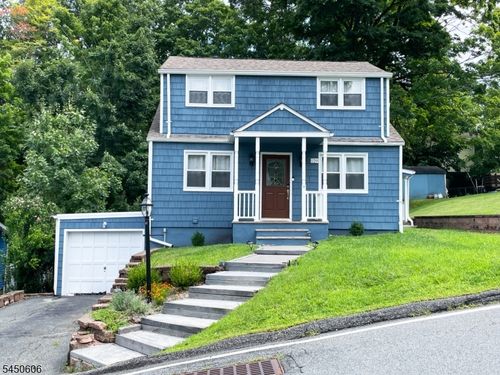 129 Bell Ave, Hopatcong, NJ, 07843-1543 | Card Image