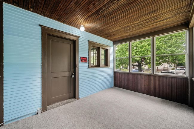 1722 Reaney Ave | Image 4