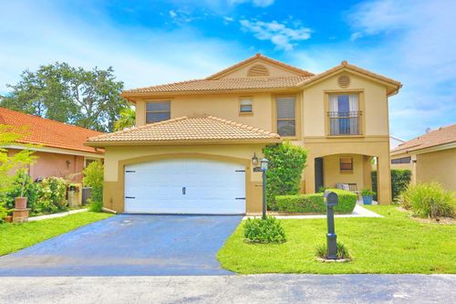15061 Durham Ln, Davie, FL, 33331-2967 | Card Image