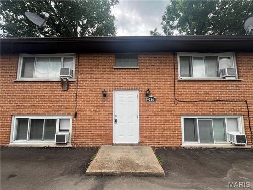 9216 Central Dr, Saint Louis, MO, 63114-4000 | Card Image