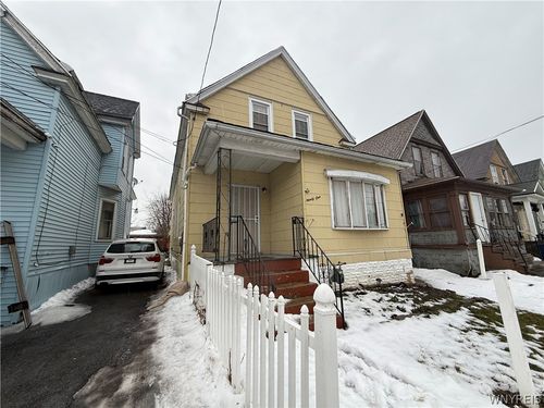 91 Montana Ave, Buffalo, NY, 14211-1638 | Card Image