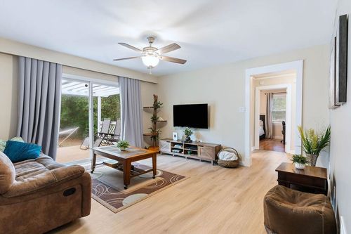207 Forest Dr, Travelers Rest, SC, 29690-1603 | Card Image