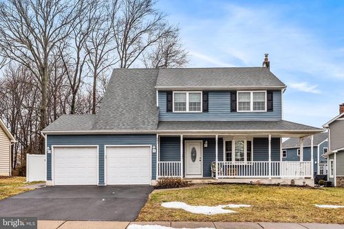 541 Stanford Rd, FAIRLESS HILLS, PA, 19030-4021 | Card Image
