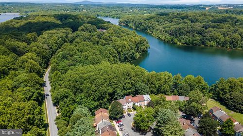 962-39 Lake Park Ct, GERMANTOWN, MD, 20874-5406 | Card Image