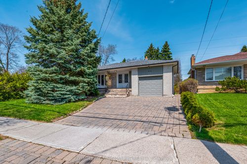55 Tollerton Ave, North York, ON, M2K2H4 | Card Image