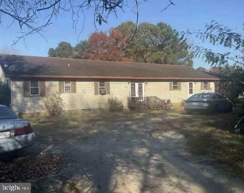 18483 Gaskins Rd, ONANCOCK, VA, 23417-1134 | Card Image
