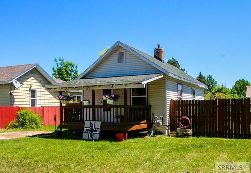 3015 Central Ave, Ammon, ID, 83406-7702 | Card Image