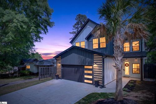 107 N 3rd St, Easley, SC, 29640-1802 | Card Image