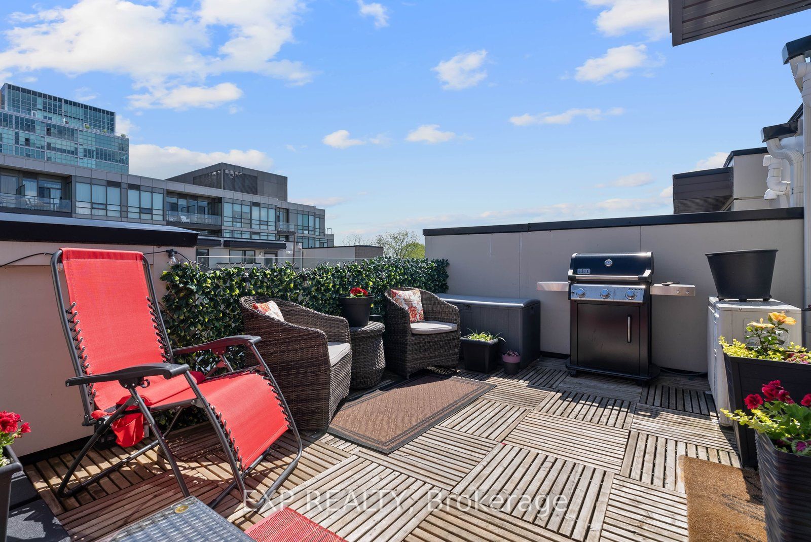 Residential in Toronto W08 3