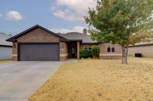 803 Avenue S, Shallowater, TX, 79363-6418 | Card Image