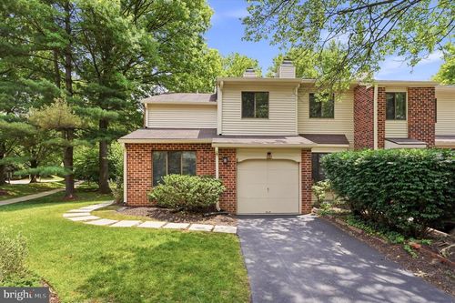 363-101 Elgin Ct, Chesterbrook, PA, 19087-5731 | Card Image