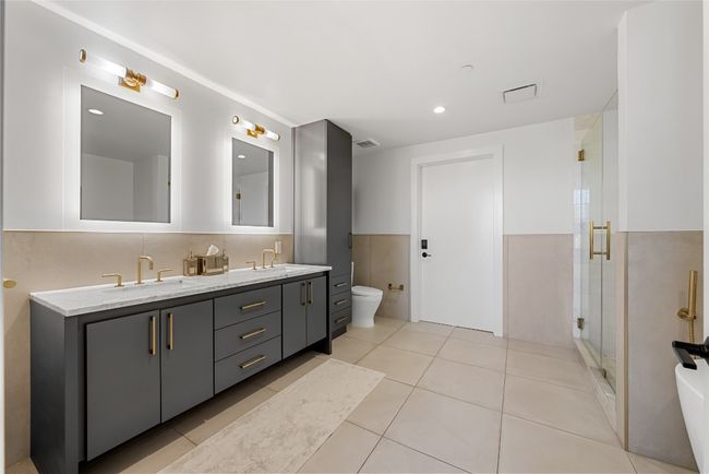 APT-2106 - 70 Rainey St, Condo with 3 bedrooms, 3 bathrooms and 2 parking in Austin TX | Image 6