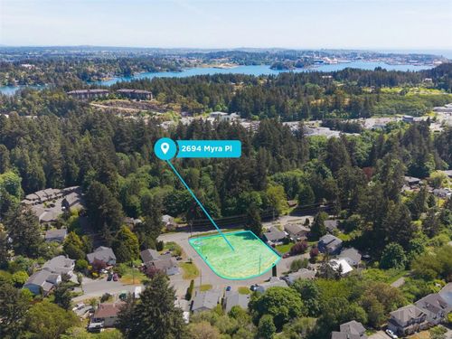 2694 Myra Pl, Victoria, BC, V9B5S3 | Card Image