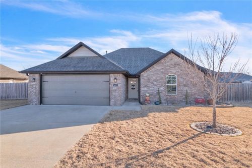 1621 Whirlaway Ln, Prairie Grove, AR, 72753-8234 | Card Image