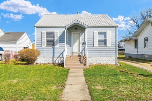 318 N Sheldon St, Rantoul, IL, 61866-1828 | Card Image