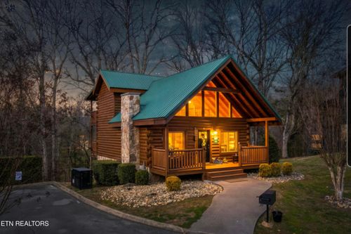 1644 Little Cabin Loop, Sevierville, TN, 37862 | Card Image
