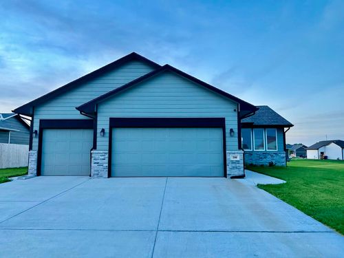 200 E Anniston Ct, Derby, KS, 67037-2327 | Card Image