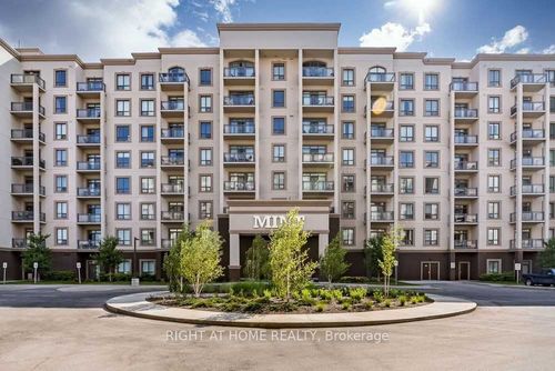 518-2486 Old Bronte Rd, Oakville, ON, L6M0Y4 | Card Image