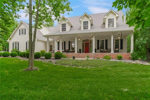 14615 Whippoorwill Ln, Greenwood, MO, 64034-8302 | Card Image