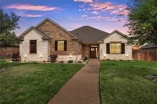 605 Perry Lane, Robinson, TX, 76706 | Card Image