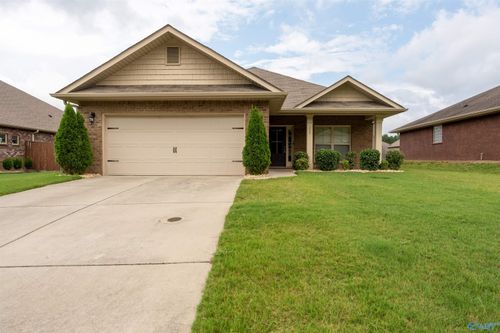 111 Clydesdale Ln, Harvest, AL, 35749-1601 | Card Image