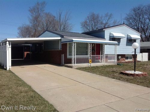 30072 Cherry Hill Rd, Garden City, MI, 48135-2614 | Card Image