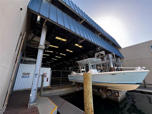 2112-408 Gulf Of Mexico Dr, Longboat Key, FL, 34228-4010 | Card Image