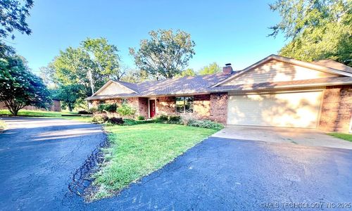 276 Emery Ln, McAlester, OK, 74501-2677 | Card Image