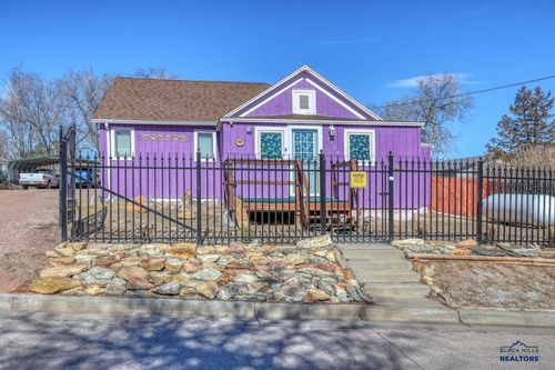 2326 Wilson Ave, Hot Springs, SD, 57747-1132 | Card Image