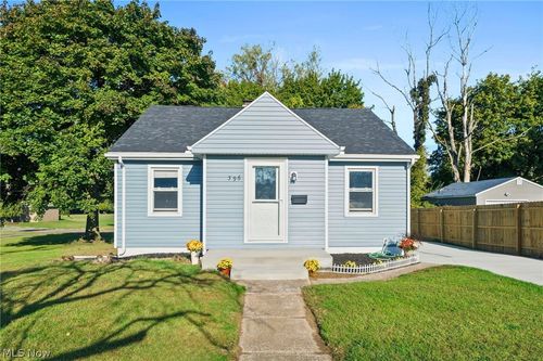 396 W Jackson St, Painesville, OH, 44077-3145 | Card Image