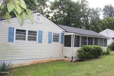 932 Cooper Street, House other with 3 bedrooms, 2 bathrooms and null parking in Kingsport TN | Image 1