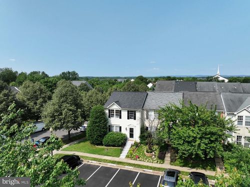 25449 Morse Dr, SOUTH RIDING, VA, 20152-4407 | Card Image