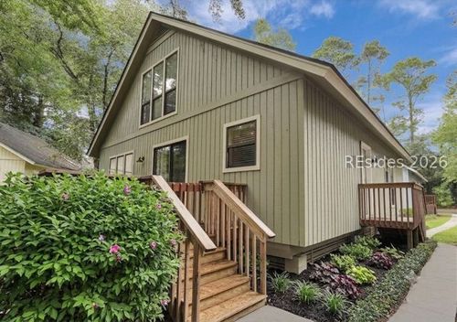 58-58 Pine Burr Rd W, Hilton Head Island, SC, 29926-1112 | Card Image