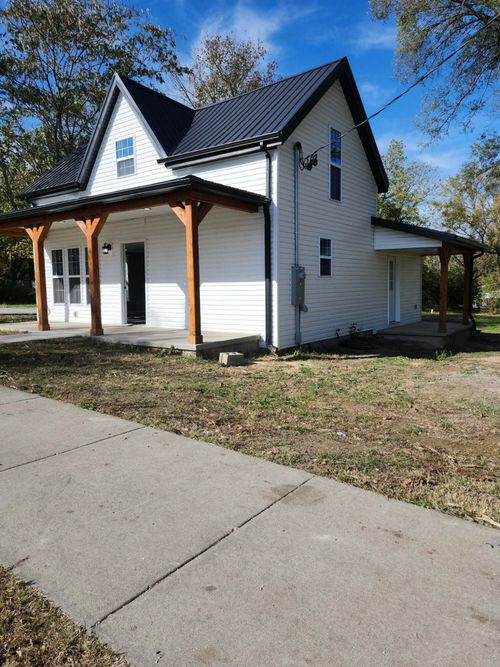 203 E Madison St, Buffalo, MO, 65622-7591 | Card Image