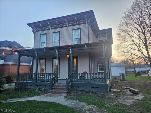 14576 W Park St, Burton, OH, 44021-9028 | Card Image