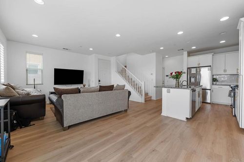 5441 San Roberto, San Diego, CA, 92154-6709 | Card Image