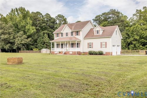 20411 Horseshoe Rd, Carson, VA, 23830-9110 | Card Image
