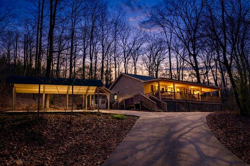 604 Beasley Hollow Rd, Linden, TN, 37096-5401 | Card Image