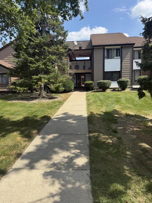 104-8629 N Servite Drive, Milwaukee, WI, 53223 | Card Image