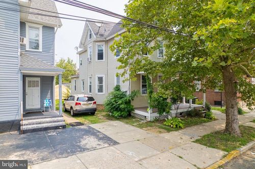 121 Bridgeboro St, Riverside, NJ, 08075-3201 | Card Image