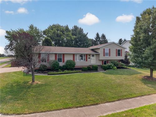 100 Cheyenne Dr, Rittman, OH, 44270-1295 | Card Image