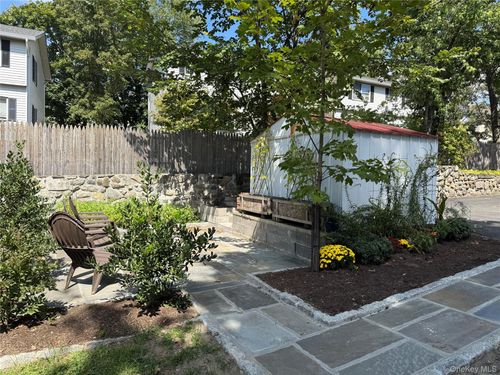 top-5 Wood Ct, Tarrytown, NY, 10591-3107 | Card Image
