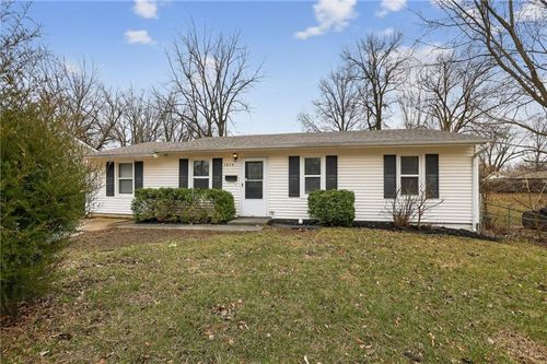7815 51st St, Kansas City, MO, 64129-2316 | Card Image