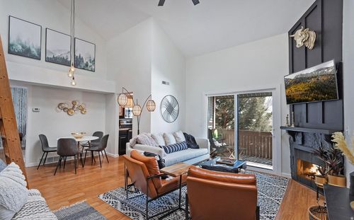9x-6861 N 2200 W, Park City, UT, 84098-8210 | Card Image