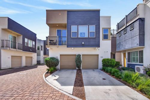 334 1st Ave, Sacramento, CA, 95818-2084 | Card Image