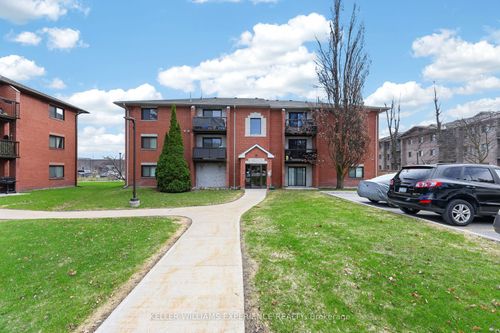 c4-183 Edgehill Dr, Barrie, ON, L4N1L9 | Card Image