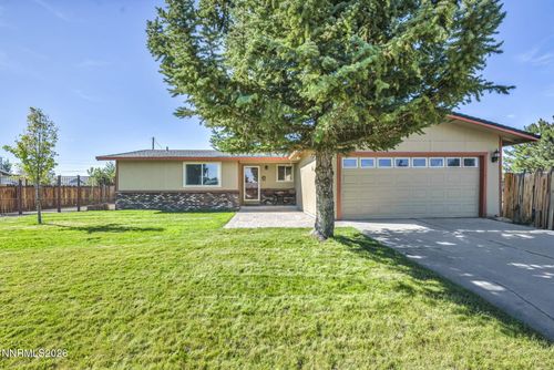 1427 Langley Dr, Gardnerville, NV, 89460-8868 | Card Image