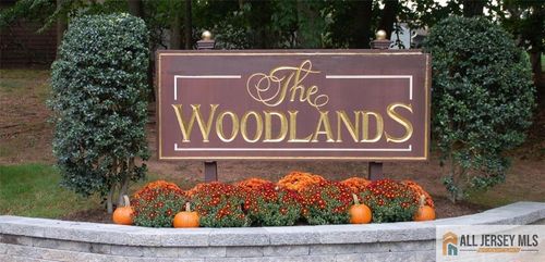 37-37 Giggleswick Way, Edison, NJ, 08820-1036 | Card Image