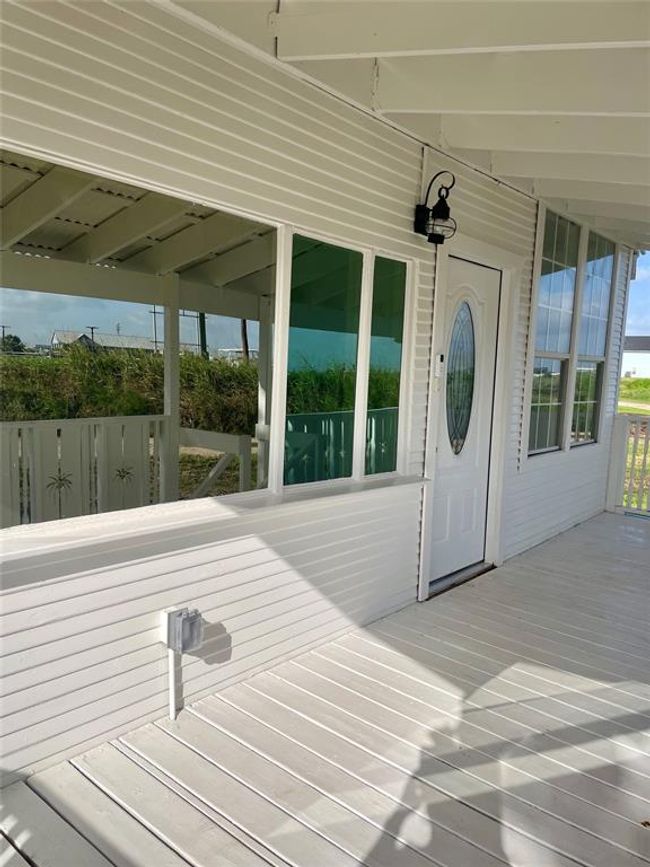 Covered porch | Image 16