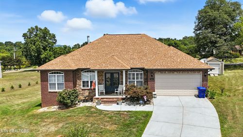 9361 Gabrielle Rd, Strawberry Plains, TN, 37871-1178 | Card Image